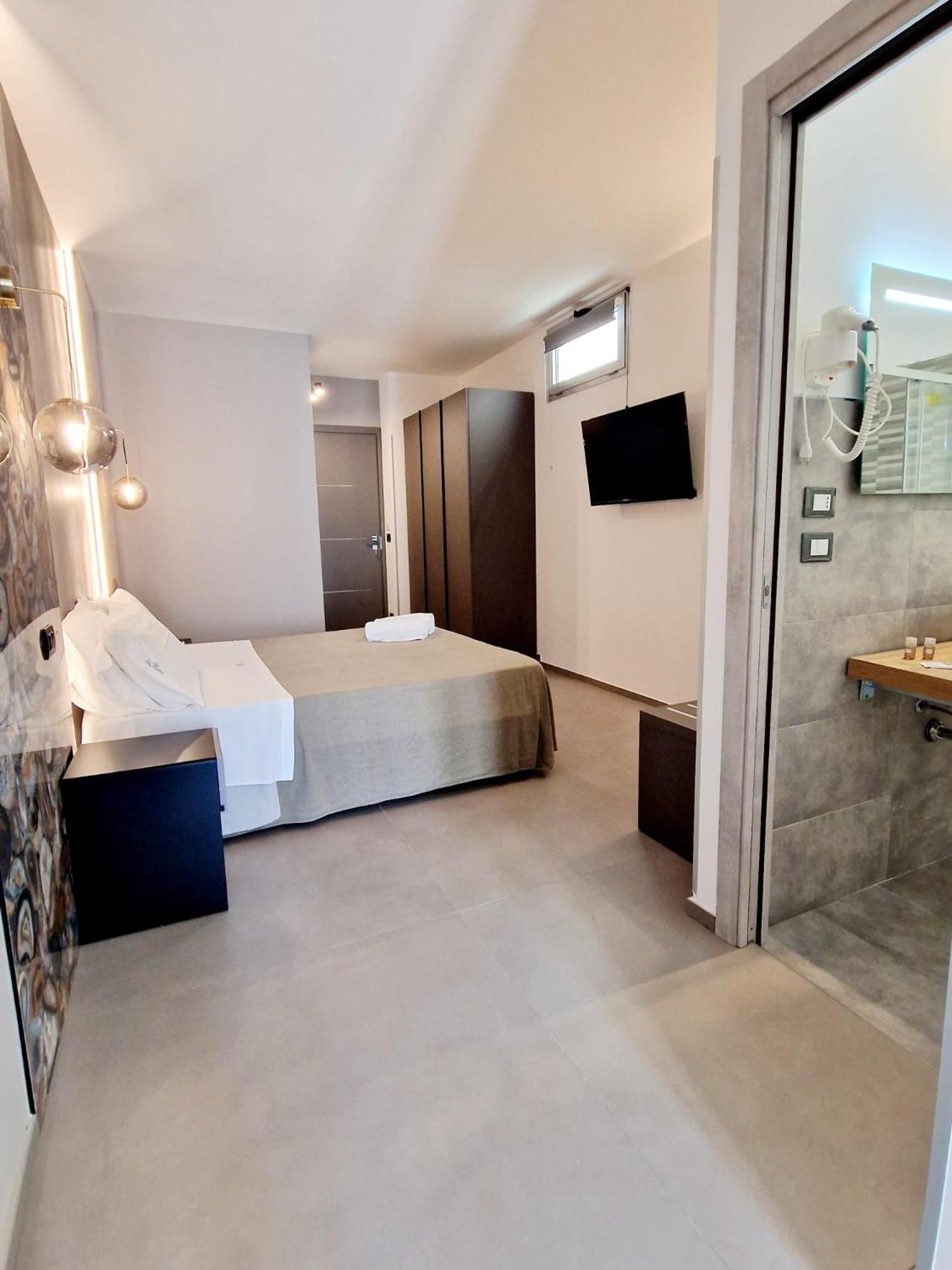 Marebed Apartments & Rooms Porto Cesareo Exterior photo